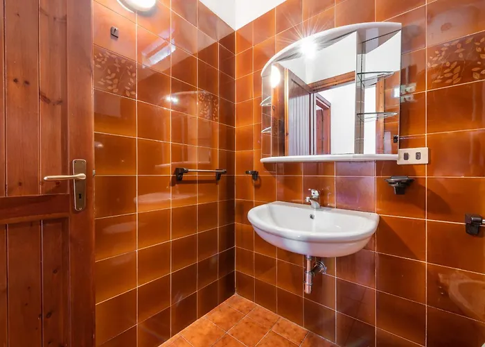 Apartamento Accu Is Prezzus Tipo D1 Fronte Mare *