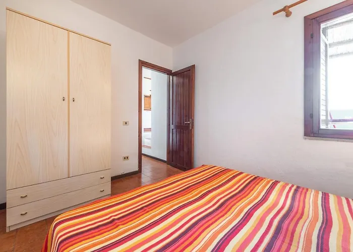 Apartment Accu Is Prezzus Tipo D1 Fronte Mare Is Traias