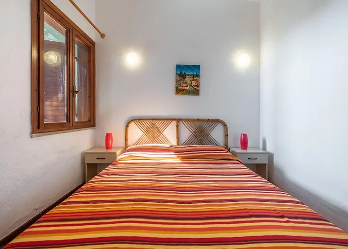 Apartamento Accu Is Prezzus Tipo D1 Fronte Mare Is Traias